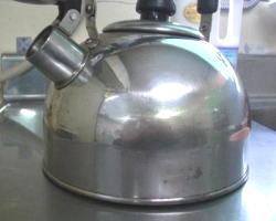 やかん油汚れ落とし後